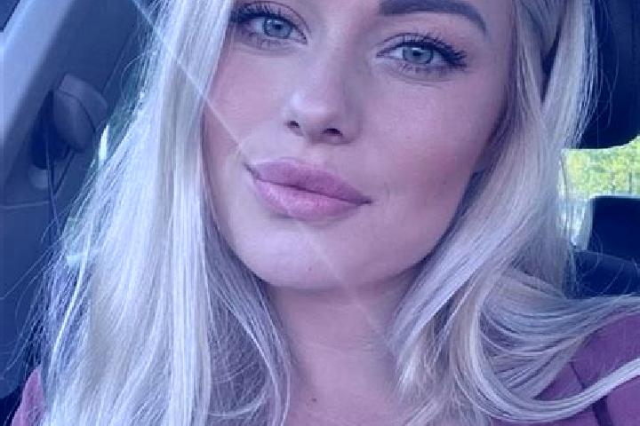 Grace, 33, a blonde hazel-eyed mediterranean companion based in Radomysl Wielki. Offering A-Level, Girlfriend Experience, Duos. Available for incall and outc...