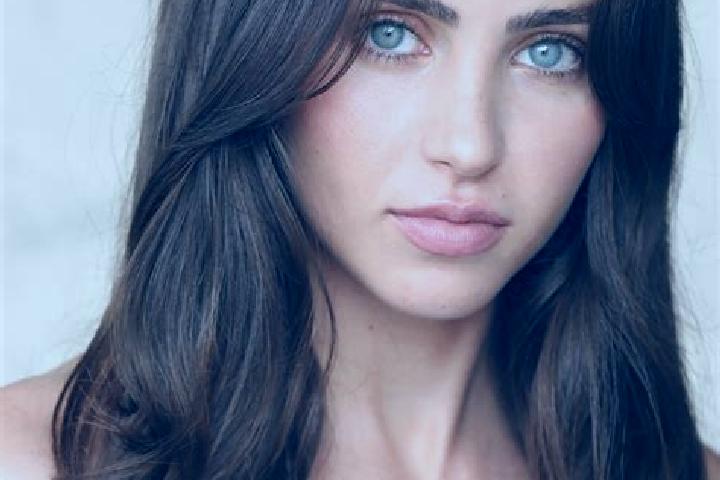 Grace, 33, a brunette blue-eyed mixed companion based in Biassono. Offering Striptease, Girlfriend Experience, BDSM. Available for incall and outcall, overni...