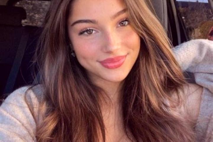 Grace, 33, a brunette hazel-eyed indian companion based in Boronia Heights. Offering Fetish, Duos, Tantra, Dinner Date. Available for incall and outcall, day...