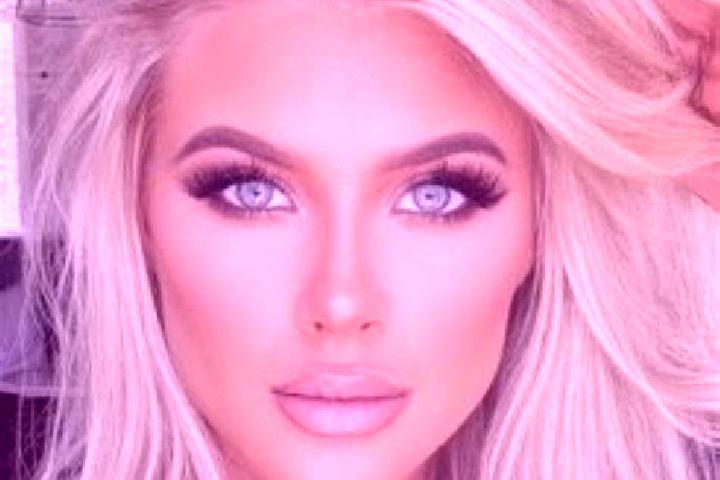 Grace, 33, a platinum blonde green-eyed indian companion based in Heathpool. Offering CIM, 69, BDSM, Domination. Available for incall and outcall, overnight ...
