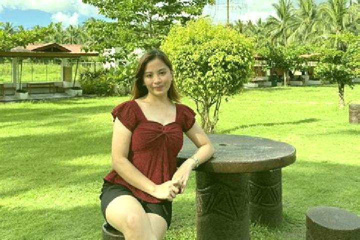 Grace, 33 — Escort in Cabacungan, Philippines