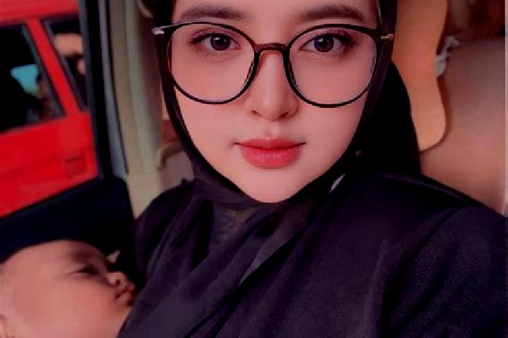 Grace, 33 — Escort in Gempol, Indonesia