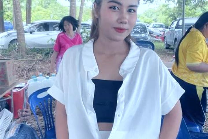 Grace, 33 — Escort in Ream, Cambodia