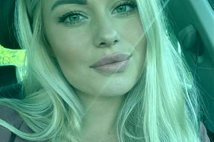 Grace, 34, a blonde hazel-eyed caribbean companion based in Laprida. Offering Striptease, Girlfriend Experience, Roleplay, BDSM, A-Level. Available for incal...