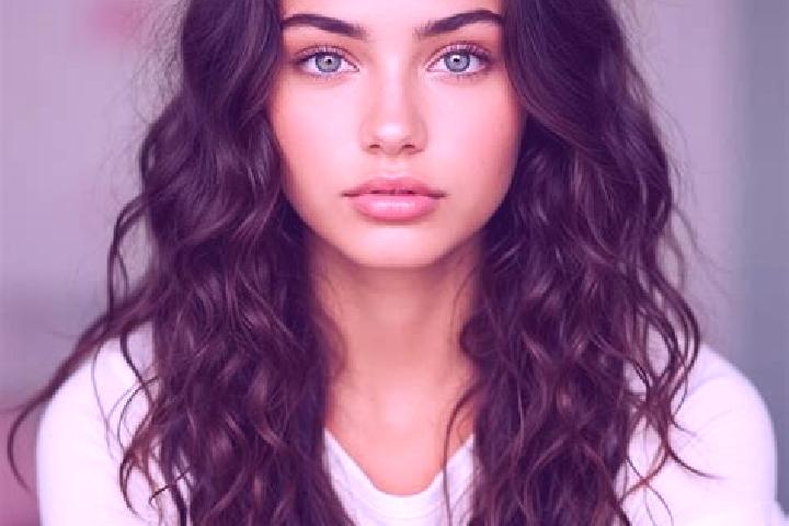 Grace, 34, a brunette dark-eyed mediterranean companion based in Igaracy. Offering A-Level, GFE, OWO, 69. Available for incall and outcall, overnight booking...