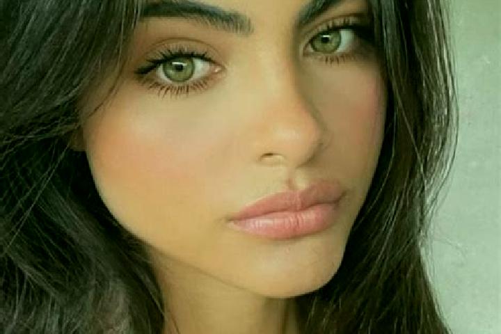 Grace, 34, a brunette green-eyed middle eastern companion based in Hashtal. Offering BDSM, Prostate Massage, 69. Available for incall and outcall, day and ev...