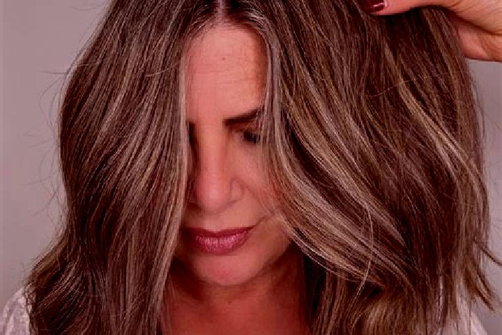 Grace, 34, a dark blonde grey-eyed caribbean companion based in Radostice. Offering Striptease, 69. Available for incall and outcall, day and evening dates.