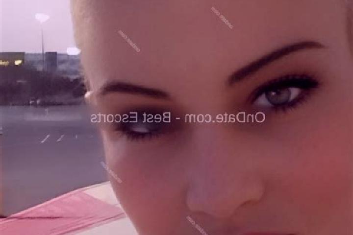 Grace, 34 — Escort in Eleva, United States