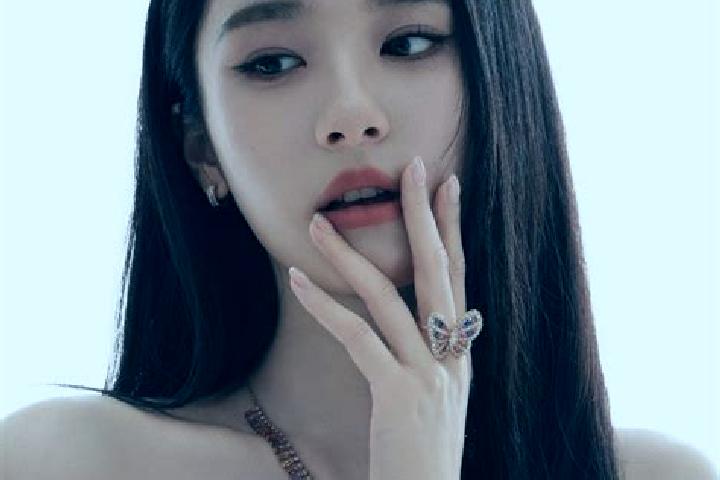 Grace, 34 — Escort in Shiran, China