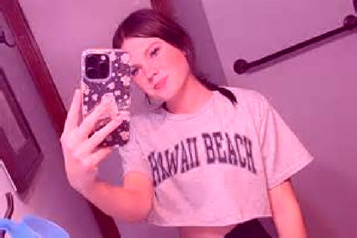 Grace, 35, a auburn amber-eyed caucasian companion based in Rogoza. Offering Party Girl, Travel Companion, Duos. Available for incall and outcall, overnight ...