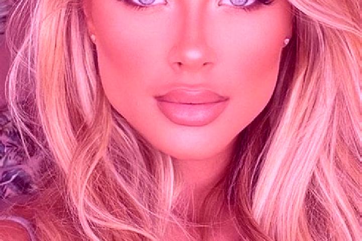 Grace, 35, a blonde blue-eyed latina companion based in Stelzenberg. Offering GFE, 69, Striptease. Available for incall and outcall, day and evening dates.