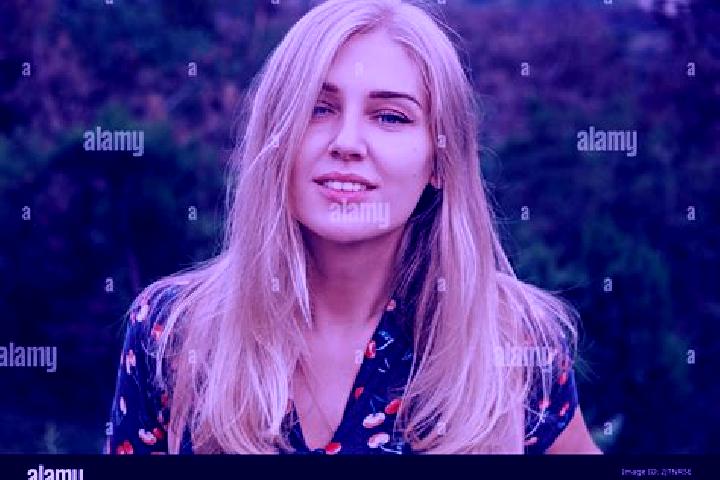 Grace, 35, a blonde blue-eyed middle eastern companion based in Fraccionamiento Hacienda del Bosque. Offering Striptease, Travel Companion, GFE. Available fo...
