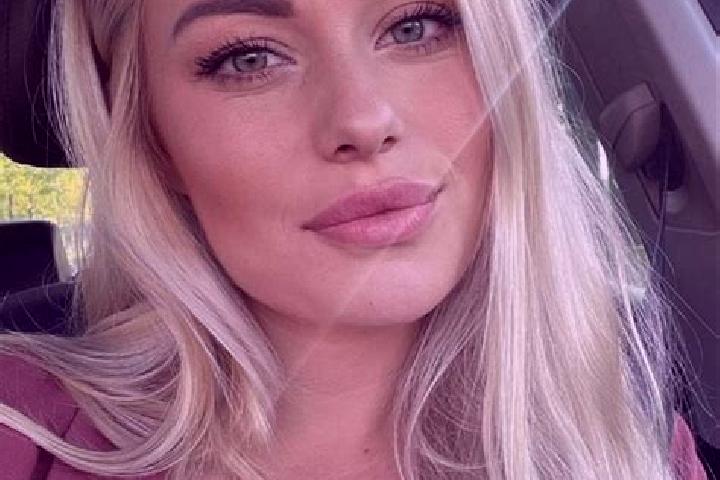 Grace, 35, a blonde hazel-eyed caribbean companion based in Visegrad. Offering 69, Fetish, Girlfriend Experience, Travel Companion. Available for incall and ...