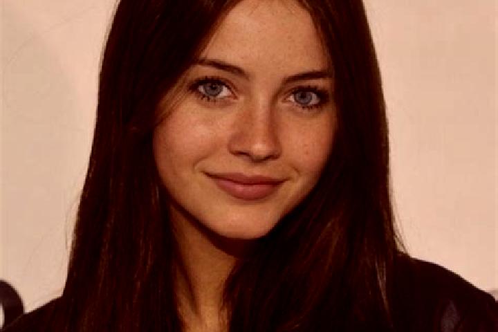 Grace, 36, a brunette blue-eyed european companion based in Lambari d Oeste. Offering Erotic Massage, Roleplay, Fetish. Available for incall and outcall, day...
