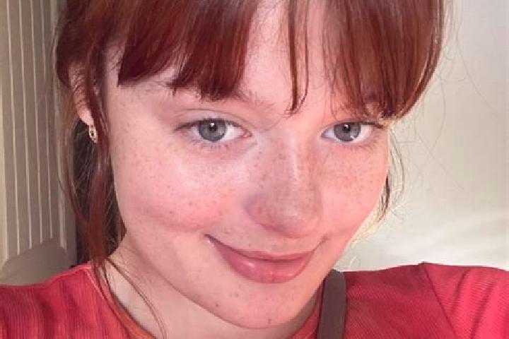Grace, 36, a red grey-eyed caucasian companion based in Badalucco. Offering Travel Companion, Dinner Date, BDSM. Available for incall and outcall, overnight ...