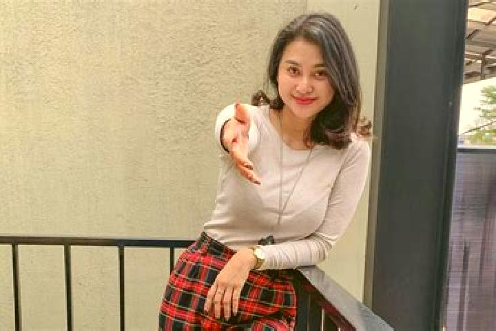 Grace, 36 — Escort in Kertosono, Indonesia