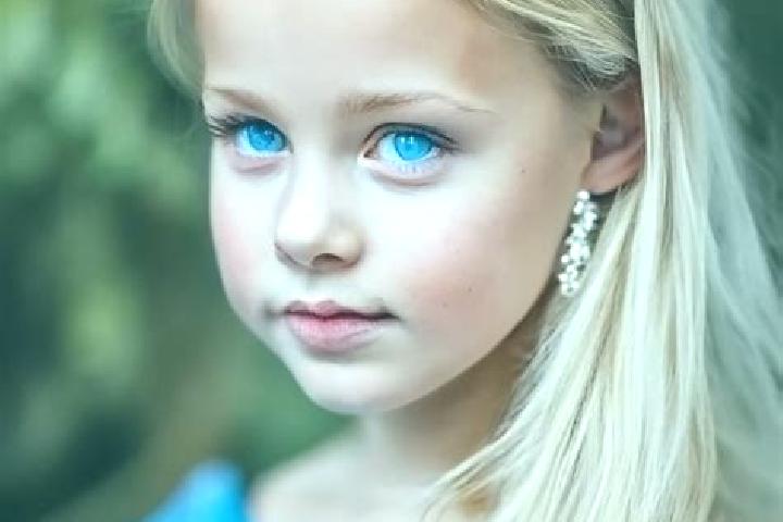 Grace, 37, a blonde blue-eyed caucasian companion based in Karavayevi Dachi. Offering Massage, Erotic Massage, BDSM. Available for incall and outcall, day an...
