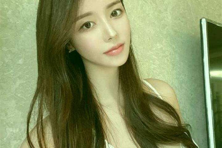 Grace, 37 — Escort in Wangdain, China