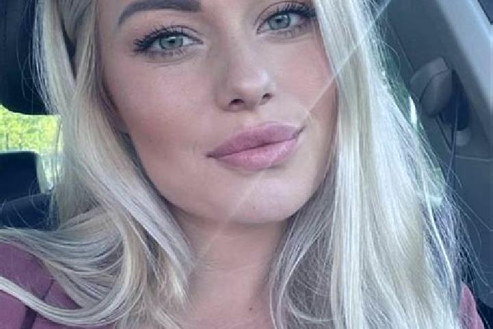 Grace, 38, a blonde hazel-eyed caribbean companion based in Bog ot. Offering Domination, A-Level, Tantra. Available for incall and outcall, day and evening d...