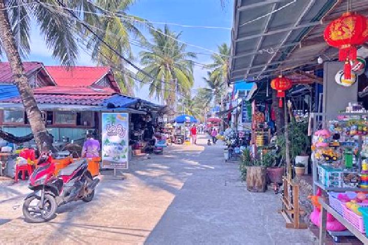 Grace, 38 — Escort in Kaoh Samraong, Cambodia