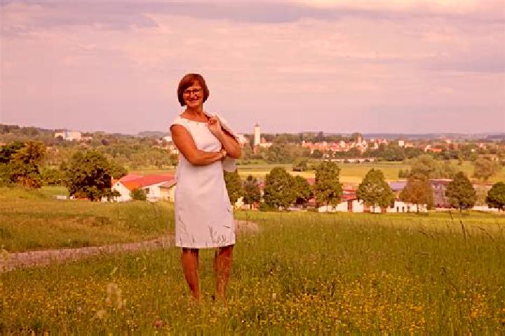 Grace, 38 — Escort in Maihingen, Germany