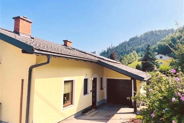 Grace, 38 — Escort in Sankt Salvator, Austria
