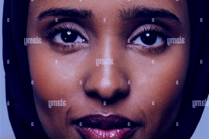 Grace, 39, a black dark-eyed middle eastern companion based in Gorzyczki. Offering GFE, Dinner Date, Tantra, OWO. Available for incall and outcall, overnight...