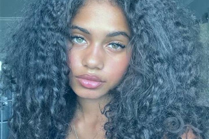 Grace, 39, a black grey-eyed ebony companion based in Plan de las Palmas. Offering 69, Girlfriend Experience, Duos, Tantra, GFE. Available for incall and out...