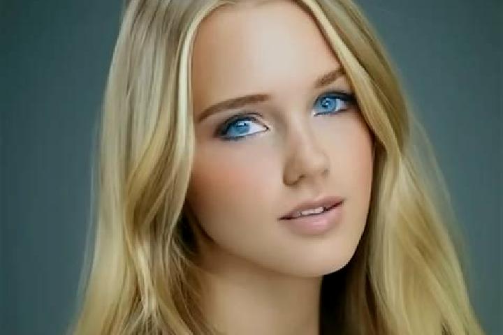 Grace, 39, a dark blonde grey-eyed slavic companion based in Dorth. Offering A-Level, Dinner Date, Deep French Kissing. Available for incall and outcall, day...