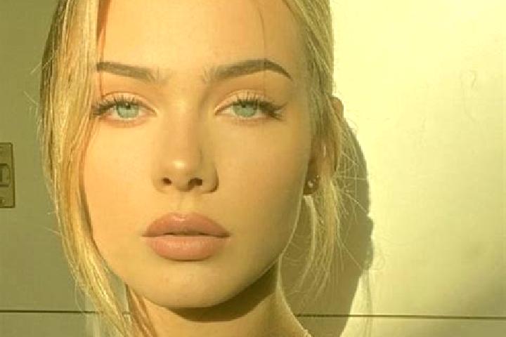 Grace, 39, a red blue-eyed european companion based in Brioux-sur-Boutonne. Offering Massage, Deep French Kissing, CIM, Girlfriend Experience. Available for ...