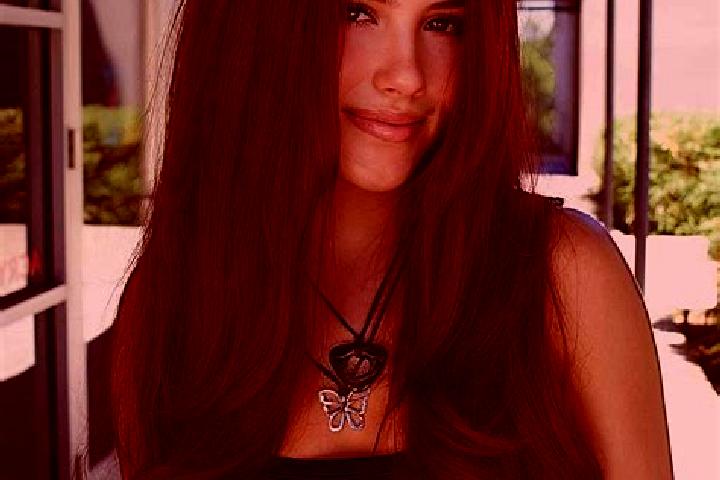 Hannah, 20, a auburn brown-eyed european companion based in Dodesti. Offering CIM, Party Girl, GFE, Fetish. Available for incall and outcall, overnight booki...