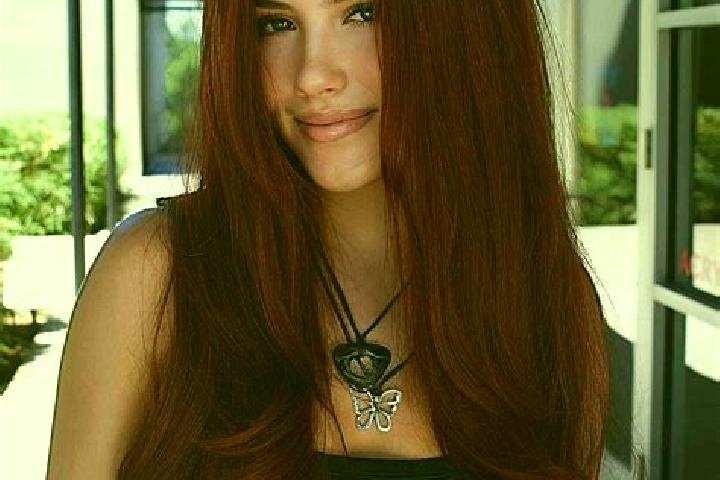 Hannah, 20, a auburn dark-eyed latina companion based in Morro da Garca. Offering Erotic Massage, Overnight, Dinner Date. Available for incall and outcall, o...