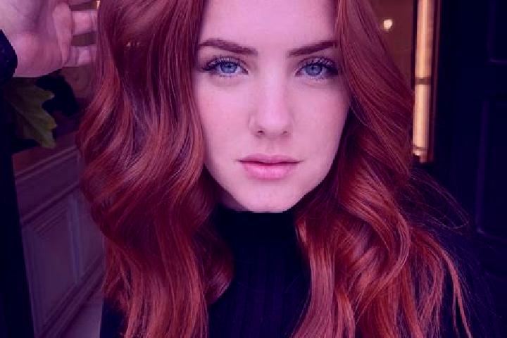 Hannah, 20, a auburn grey-eyed middle eastern companion based in Paudex. Offering Dinner Date, Massage, GFE, Erotic Massage, Girlfriend Experience. Available...