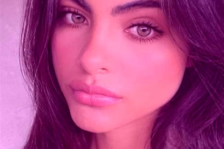 Hannah, 20, a brunette green-eyed mediterranean companion based in Dombegyhaz. Offering Domination, Overnight, Prostate Massage, BDSM, Fetish. Available for ...