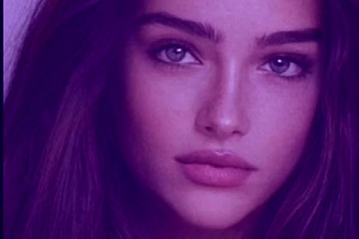 Hannah, 20, a chestnut green-eyed caucasian companion based in Al Idwah. Offering Deep French Kissing, Overnight, Erotic Massage, Party Girl, Dinner Date. Av...