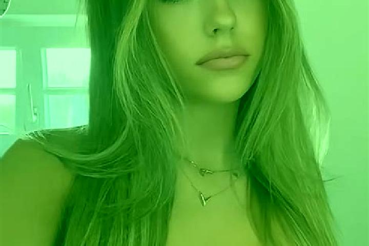 Hannah, 20, a dark blonde brown-eyed middle eastern companion based in Macae. Offering Massage, CIM, A-Level, Dinner Date. Available for incall and outcall, ...