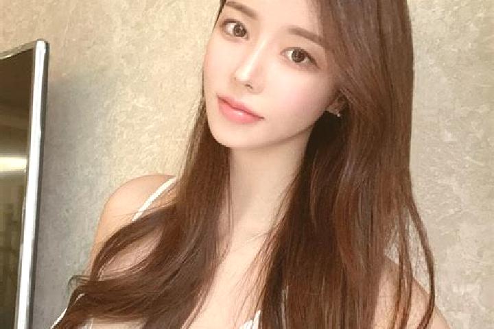 Hannah, 20 — Escort in Longyuanba, China