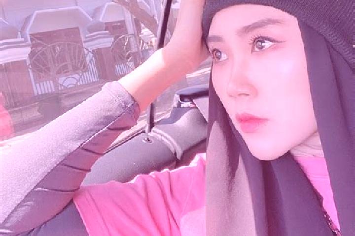 Hannah, 20 — Escort in Ringinagung, Indonesia