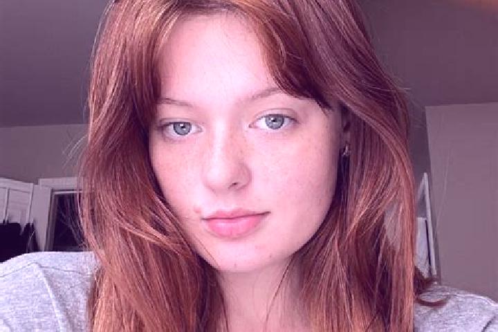 Hannah, 21, a auburn hazel-eyed caucasian companion based in Olszyna. Offering CIM, 69, Party Girl, OWO. Available for incall and outcall, day and evening da...