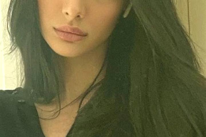 Hannah, 21, a black dark-eyed middle eastern companion based in Vallelado. Offering Striptease, Fetish, GFE, Roleplay, BDSM. Available for incall and outcall...