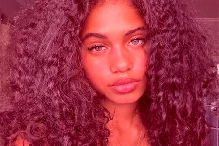 Hannah, 21, a black grey-eyed ebony companion based in Piadyky. Offering Party Girl, Massage. Available for incall and outcall, day and evening dates.