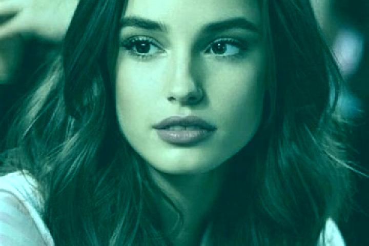 Hannah, 21, a brunette brown-eyed middle eastern companion based in Glaisdale. Offering Fetish, Roleplay, Dinner Date. Available for incall and outcall, over...