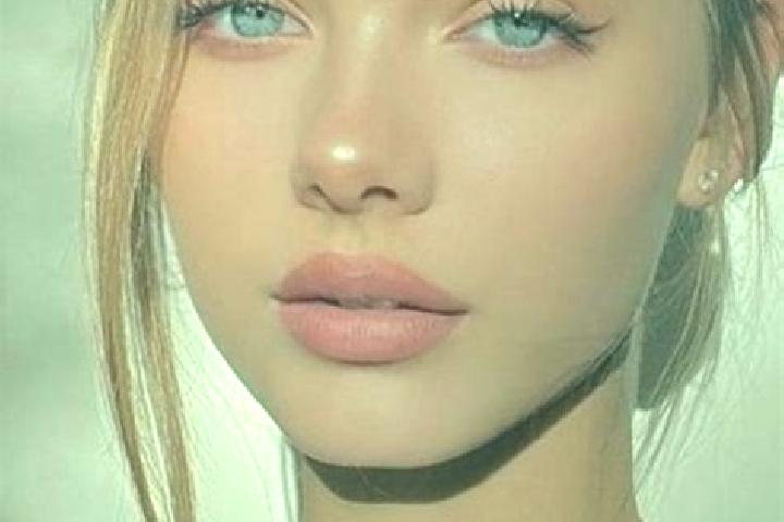 Hannah, 21, a dark blonde blue-eyed caucasian companion based in Mercin-et-Vaux. Offering Travel Companion, GFE, Fetish, BDSM. Available for incall and outca...