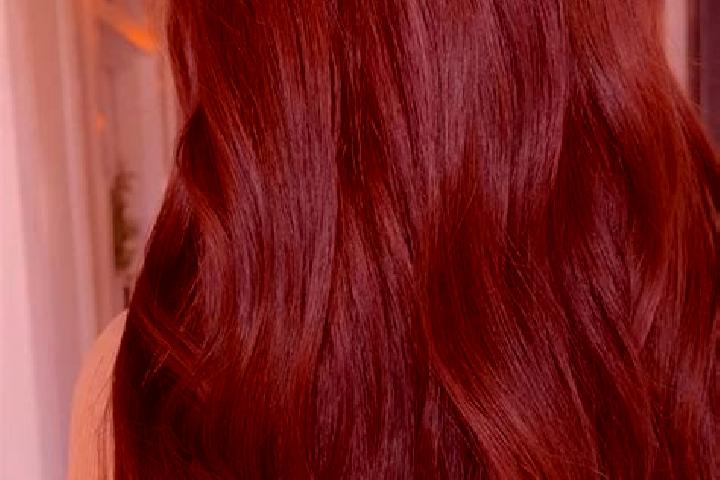 Hannah, 21, a red brown-eyed ebony companion based in Aya. Offering GFE, A-Level, Striptease. Available for incall and outcall, day and evening dates.