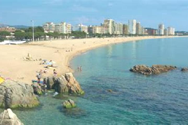 Hannah, 21 — Escort in Castell-Platja d Aro, Spain