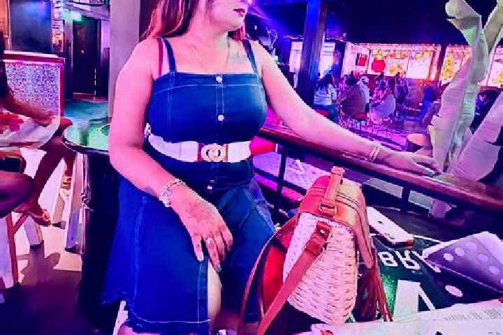 Hannah, 21 — Escort in Itarsi, India