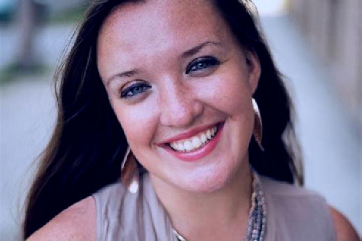 Hannah, 21 — Escort in Kingsford Heights, United States