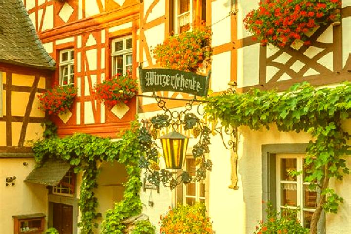 Hannah, 21 — Escort in Muhlenrade, Germany