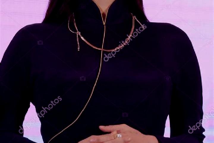 Hannah, 21 — Escort in Xinyan, China