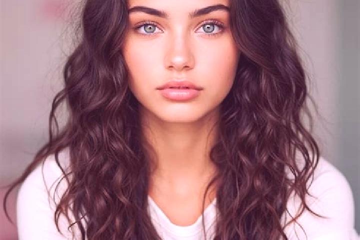 Hannah, 22, a black amber-eyed mediterranean companion based in Mundingburra. Offering Striptease, Prostate Massage, Massage, OWO. Available for incall and o...